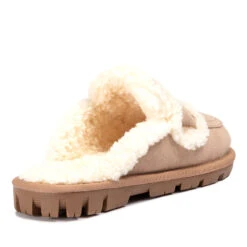 UGG Chloe Fluffy Scuff -UGG Originals Shop 2 5832da20 6828 4e7b aad0 cba8027e6fff