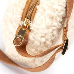 UGG Hannah Cross Body Bag -UGG Originals Shop 2 5ace59fd a68c 4b72 a4de 17112281cf2a