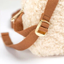 UGG Hannah Cross Body Bag -UGG Originals Shop 3 fac578c4 f0c0 4832 969b 5fab382c1ce8