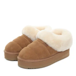 UGG Maine Platform Slippers -UGG Originals Shop 4 2e05980f a6c7 43a2 80ec 62f8c645c760