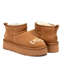 UGG Atasha Log Mini Platform -UGG Originals Shop 4 adff243c 954e 47e0 a236 f631861b1e21