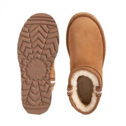 UGG Mini Dive Platform Boots -UGG Originals Shop 5 3c6e5172 e149 4560 a3bf fe7c9178cb29