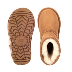 UGG Kids Classic II 19 UGG Kids Classic II -UGG Originals Shop 5 d0a48ada 57fe 44c6 bf9c eaba26c96c0c