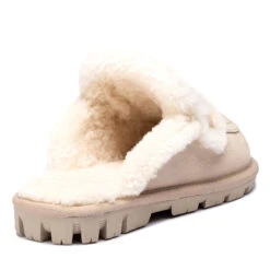 UGG Chloe Fluffy Scuff -UGG Originals Shop b2 5c146833 4f98 4271 b41e 5a78b4c51b2d