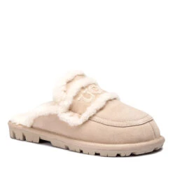 UGG Chloe Fluffy Scuff -UGG Originals Shop b3 cb06411e 2b80 4c6f aab3 68120b68e7e2