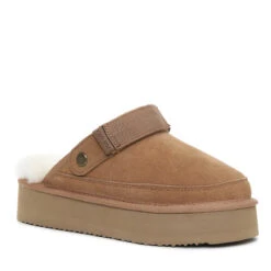 UGG Clogg Wool Platform Scuff -UGG Originals Shop c3 1f1b0a8c c9b1 4d1d 914c 56e44f9f7da7