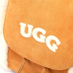 UGG Premium Backpack Pom 18 UGG Premium Backpack Pom -UGG Originals Shop c4 a61ff6d7 a9c2 4fc9 982f ad94bdb1201d
