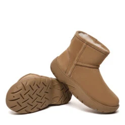 UGG Mini Adventure Boots -UGG Originals Shop c5 75b17bdf 7f0c 4afe 93f6 2dcf7f6906d2