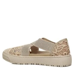 Capri Flats -UGG Originals Shop capri flats 860349