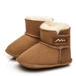 Isla Sheepskin Baby Boots 21 Isla Sheepskin Baby Boots -UGG Originals Shop chestnut 4 98bc439e 6cf0 432f ad70 0abb3bcbfb20