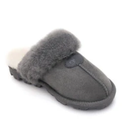 UGG Premium Ladies Scuff 23 UGG Premium Ladies Scuff -UGG Originals Shop g1 bbe0ace7 1727 4658 bfff 3124917a0a79