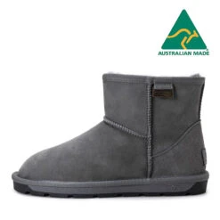 UGG Roozee Mini Classic Australian Made -UGG Originals Shop g2 8d007044 29d6 4fa2 bff3 37dfb2f3c599