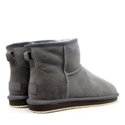 UGG Rence Mini Boots -UGG Originals Shop g5 624f58f9 9ffe 414f 80ef 5ed91ca6ac66