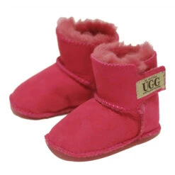 UGG Classic Baby Boots -UGG Originals Shop hotpink 79fe0f20 6f9c 46e7 9c09 2a5156c141c4