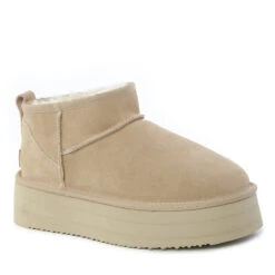 UGG Mini Atasha Platform -UGG Originals Shop m3 b9d59710 9f3e 468a 838e 33e7888e7187