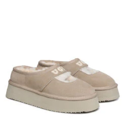 UGG Ultimate Log Platform Slippers -UGG Originals Shop m4 4db189f1 a28e 480c 9eb7 06b85ea908ca