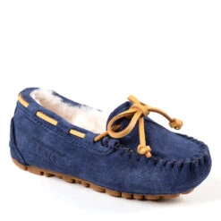 UGG Ultimate Little Moccasin 28 UGG Ultimate Little Moccasin -UGG Originals Shop n4 e424ea18 5330 45d7 873b b2d4b12d0765