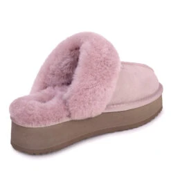 PREMIUM PLATFORM UGG SCUFF -UGG Originals Shop p2 b91a1daf a82f 47c2 ad91 bd41779c957a