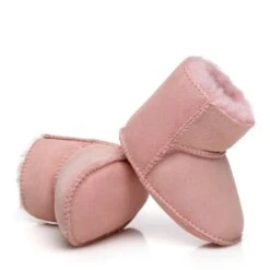 Isla Sheepskin Baby Boots 17 Isla Sheepskin Baby Boots -UGG Originals Shop pink 6 8d4b75b6 32e4 4d18 b778 7acfa6615bce