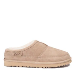 UGG Vince Men Slippers -UGG Originals Shop s1 dca8c988 97c4 4f16 aef8 919c39adbffd