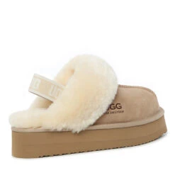 UGG Banded Platform Scuff 31 UGG Banded Platform Scuff -UGG Originals Shop s2 922b795d f0af 4d49 82fa f3cd0d337b76
