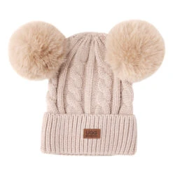 UGG Little Beanie Pom -UGG Originals Shop st1