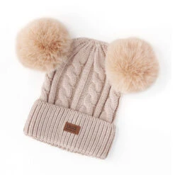 UGG Little Beanie Pom -UGG Originals Shop st2