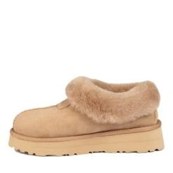 UGG Kathryn Supreme Platform Slippers -UGG Originals Shop ugg kathryn supreme platform slippers 226464