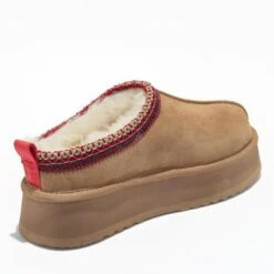 Premium Tassie Platform Ugg Slippers 14 Premium Tassie Platform Ugg Slippers -UGG Originals Shop ugg premium tassie platform slippers 260234