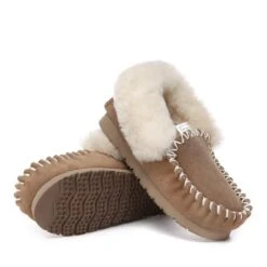 UGG Premium Traditional Kid's Moccasins 19 UGG Premium Traditional Kid's Moccasins -UGG Originals Shop ugg premium traditional kids moccasins 523994