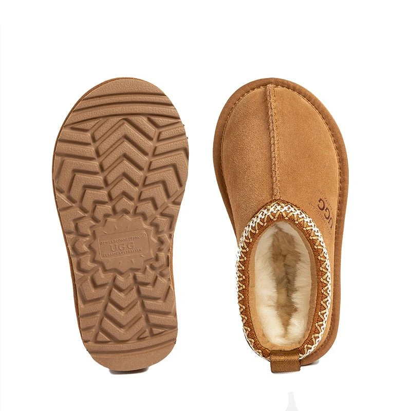 UGG Supreme Kid's Tash Slippers 10 UGG Supreme Kid's Tash Slippers - Image 10