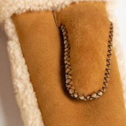 UGG Women's Kink Mittens -UGG Originals Shop ugg womens kink mittens 411121